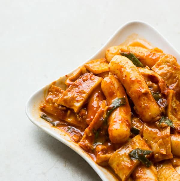 Tteokbokki - Korean Spicy Rice Cakes - MJ and Hungryman