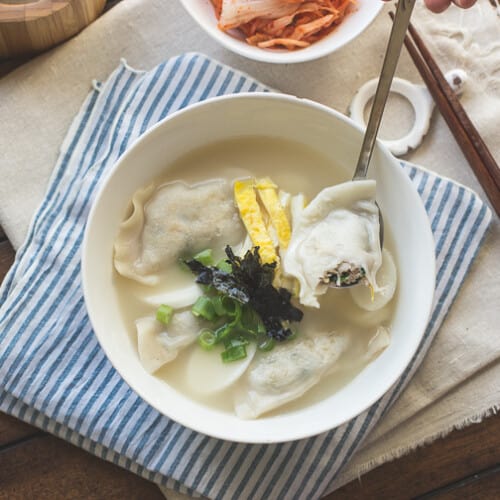 Korean Rice Cake and Dumpling Lamb Soup MJ and Hungryman