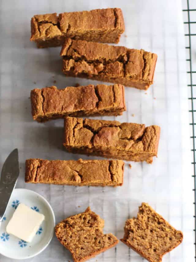 Pumpkin Banana Bread MJ and Hungryman