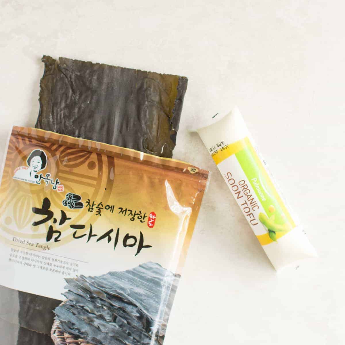 NonSpicy Korean Tofu Soup (Sundubu Jjigae) MJ and Hungryman