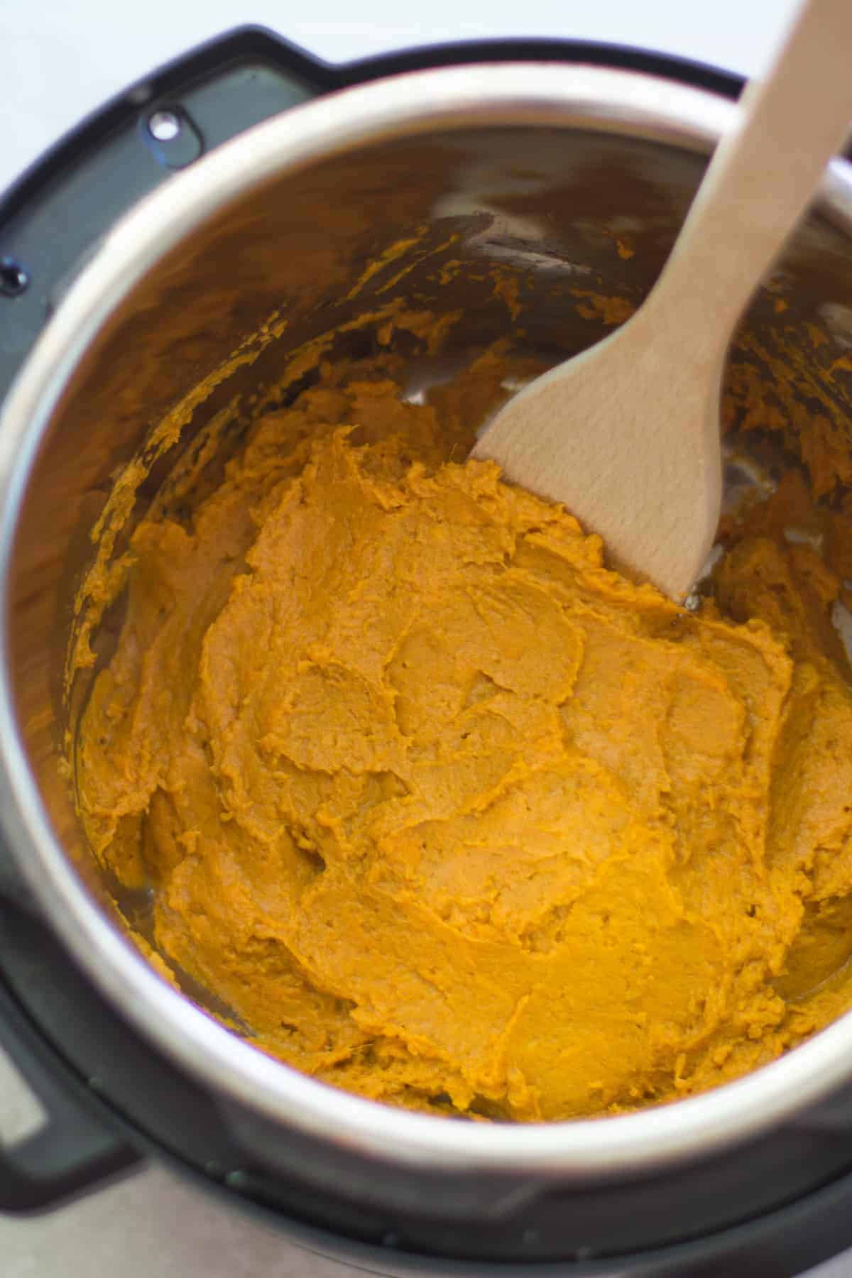mashed sweet potatoes inside the Instant Pot
