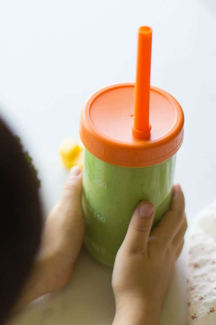 Kale Mango Smoothie MJ and Hungryman