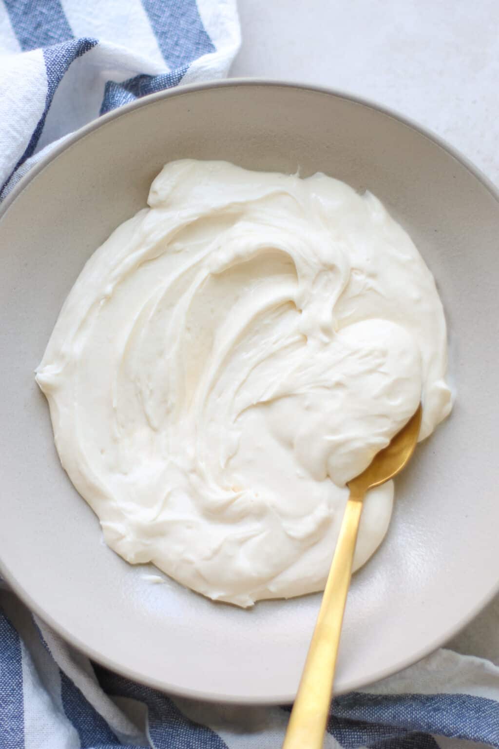 Healthy Cream Cheese Frosting MJ and Hungryman