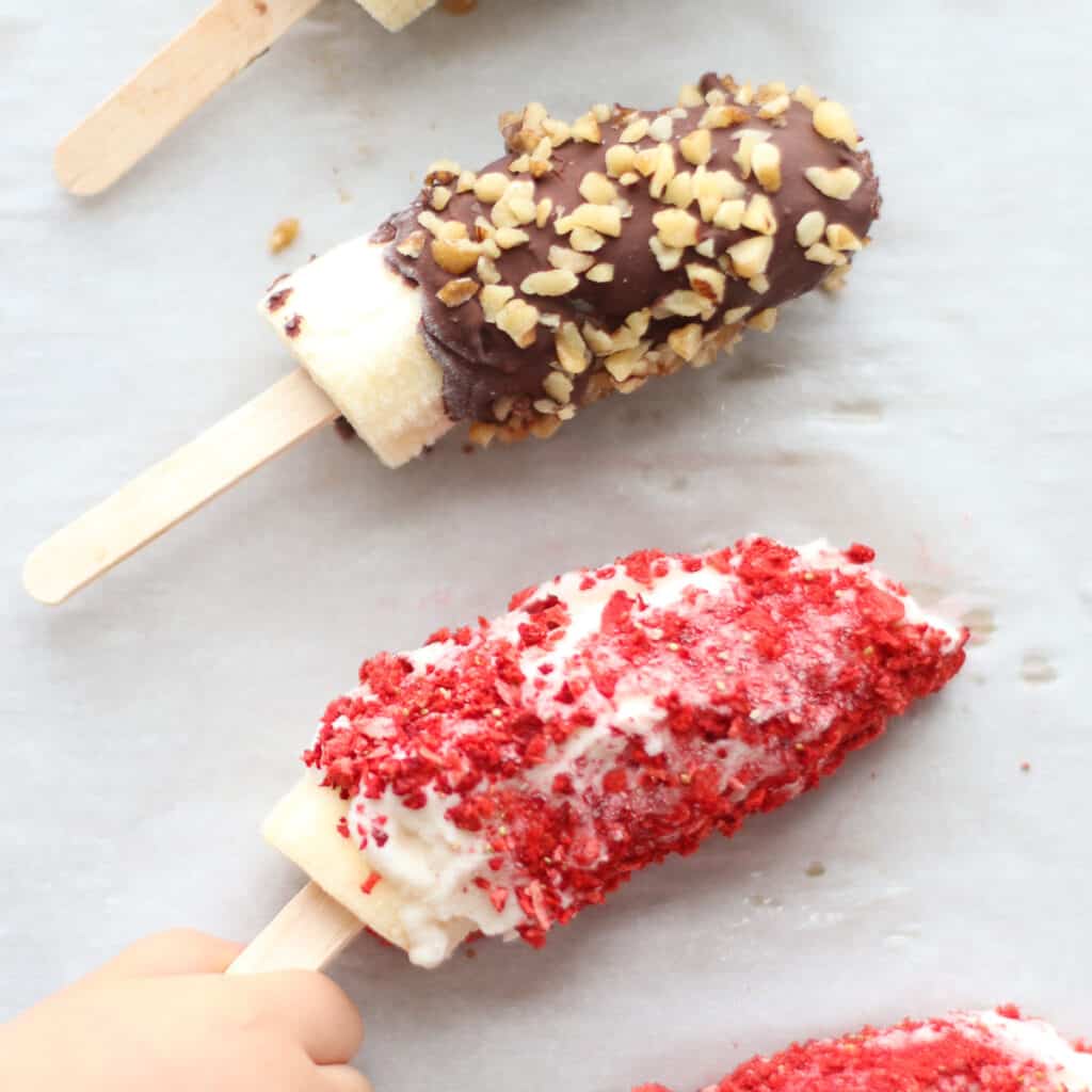 Banana Popsicles (Easy and Healthy) MJ and Hungryman